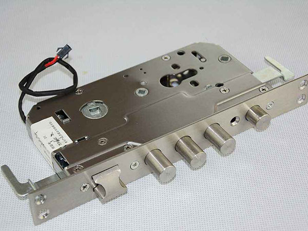 铁门关24小时上门开锁公司